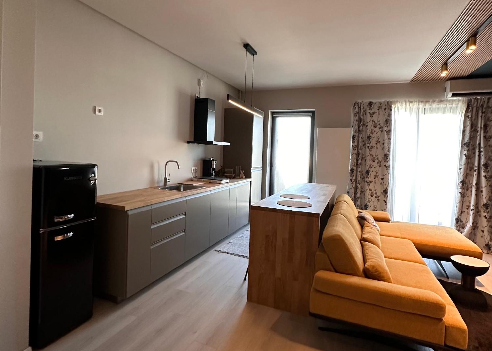 Silvia B&B Букурещ Екстериор снимка